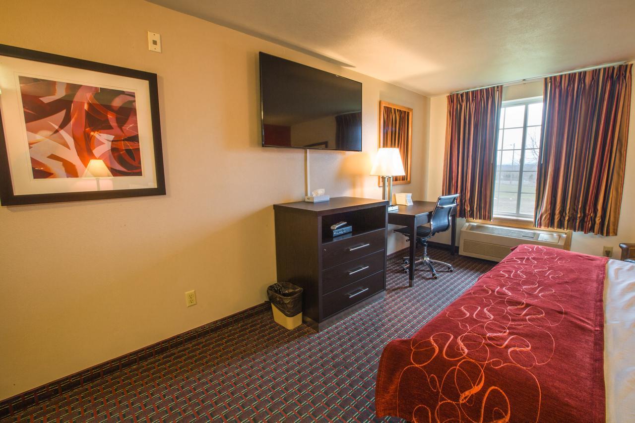Bridgeway Inn & Suites - Portland Airport 그레셤 외부 사진